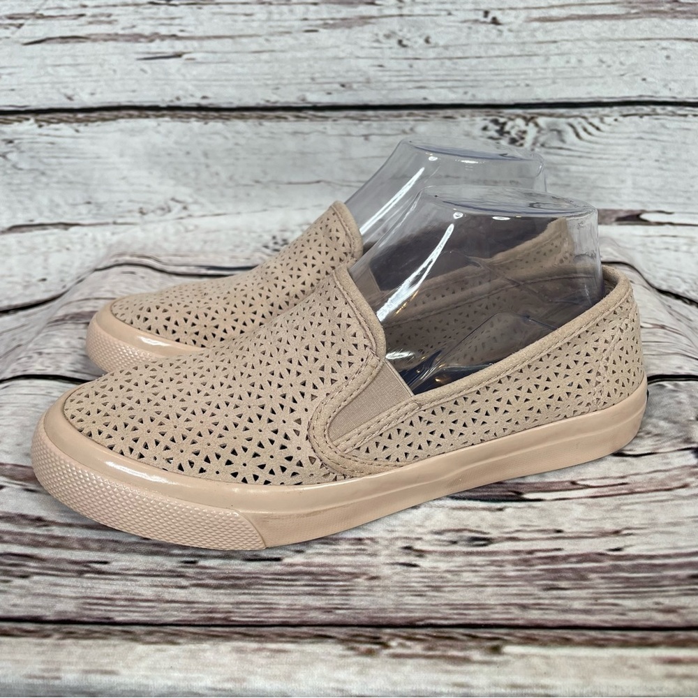Sperry Seaside Nautical Light Pink Perforated Slip On Loafer Shoes‎ Women’s 7.5M